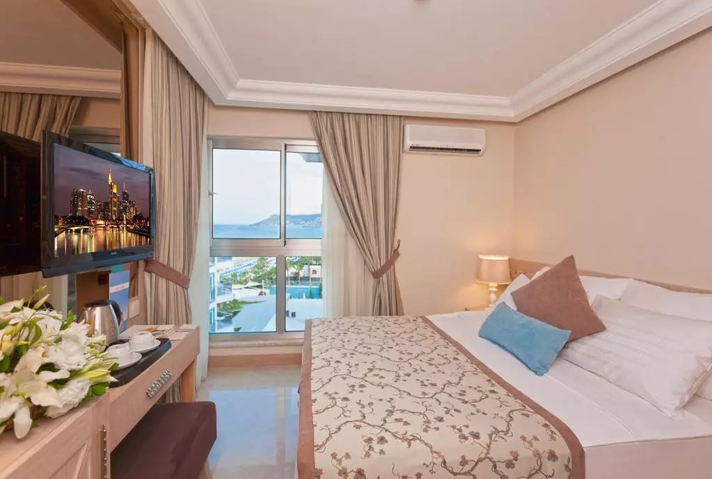 xperia saray beach alanya_shabavizparvaz_04.jpg